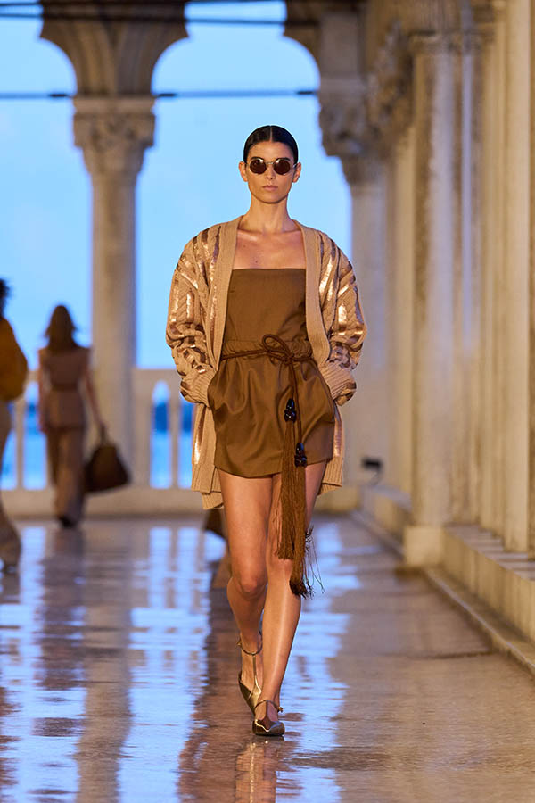 Max Mara Resort 2025 029 Max Mara Brand Max Mara Resort 2025 029 Max Mara Brand