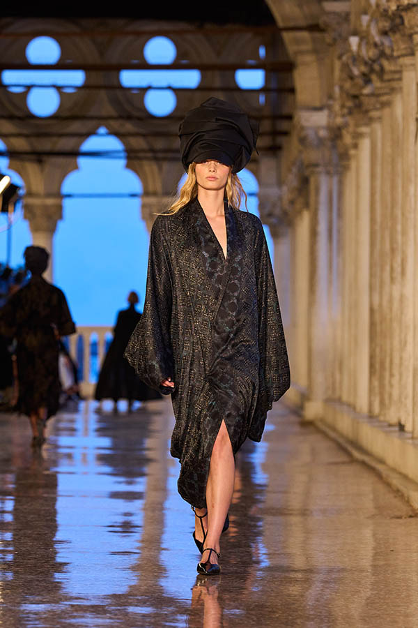 Max Mara Resort 2025 058 Max Mara Brand Max Mara Resort 2025 058 Max Mara Brand